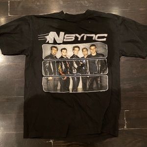 In sync vintage tour t shirt